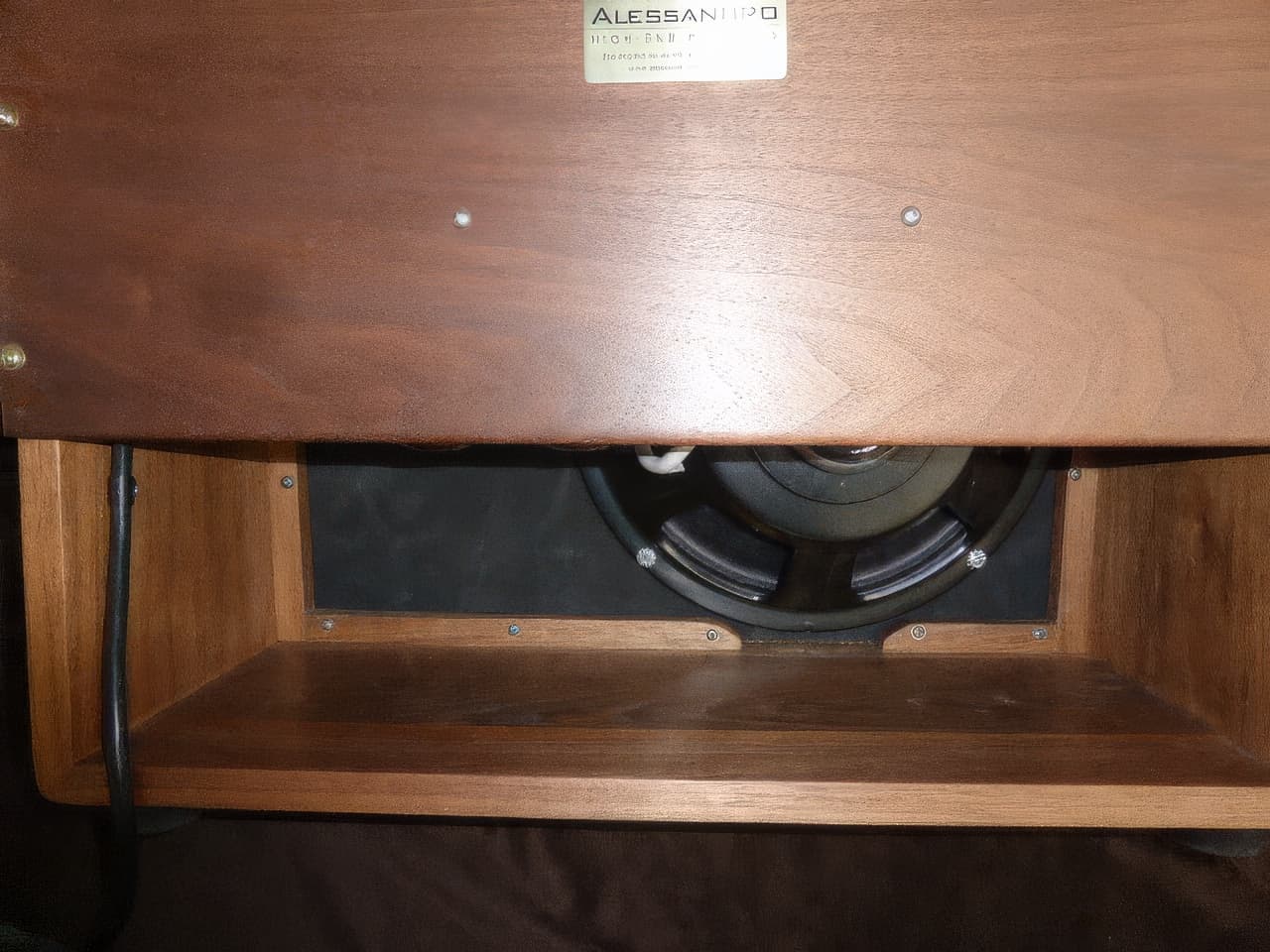 Alessandro Crossbred Mutt Amp