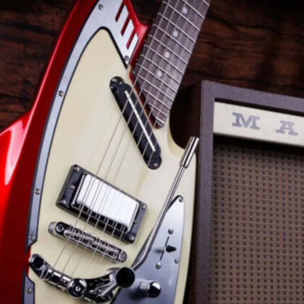 Eastwood Guitars | 世界No.1ビザールギターブランド