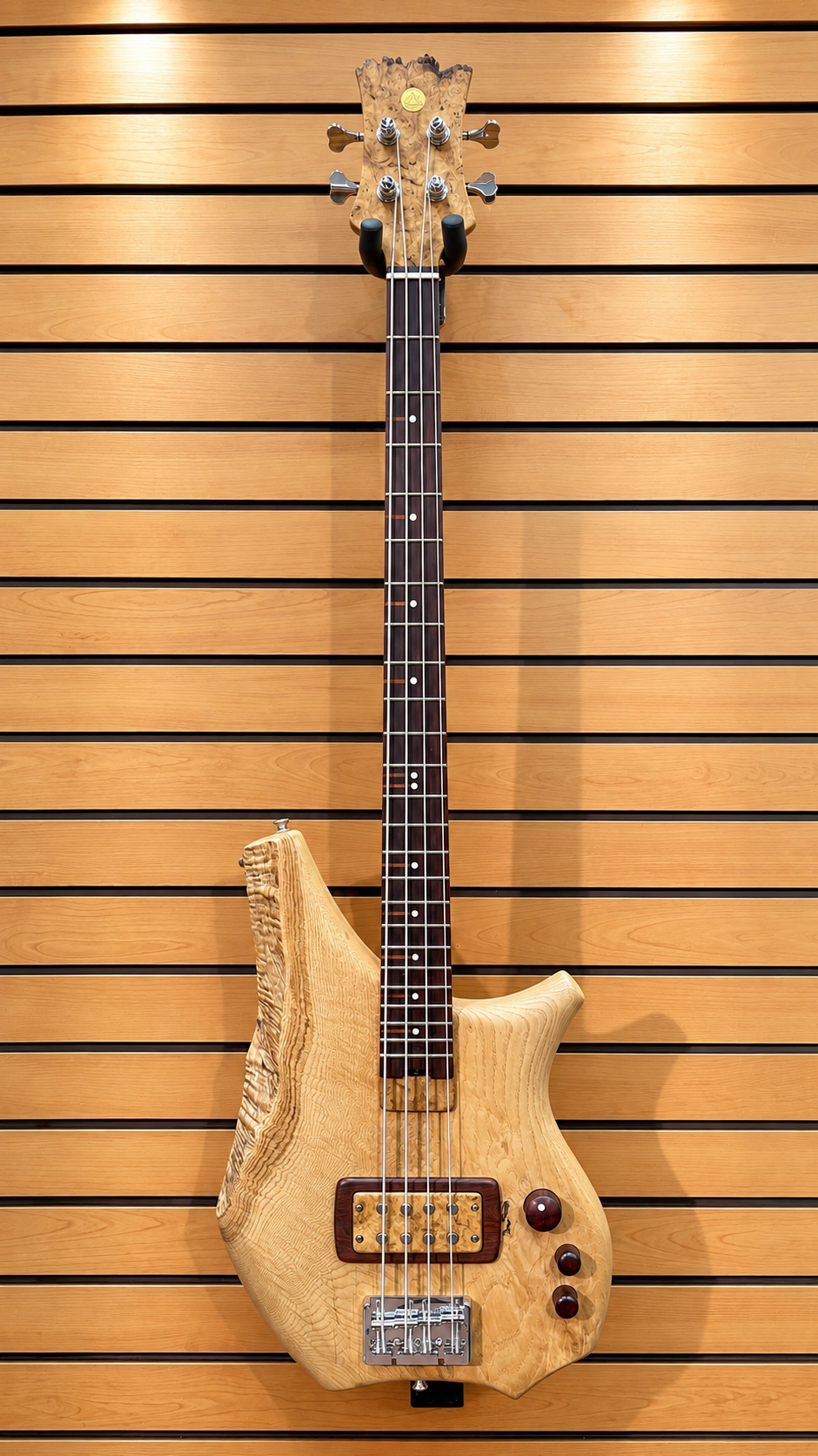 Maru Bass Live-Edge #001