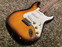 【アメヴィン】Fender American Vintage ’62 Stratocaster 3Color Sunburst/USED 【アメヴィン】Fender American Vintage ’62 Stratocaster 3Color Sunburst/USED