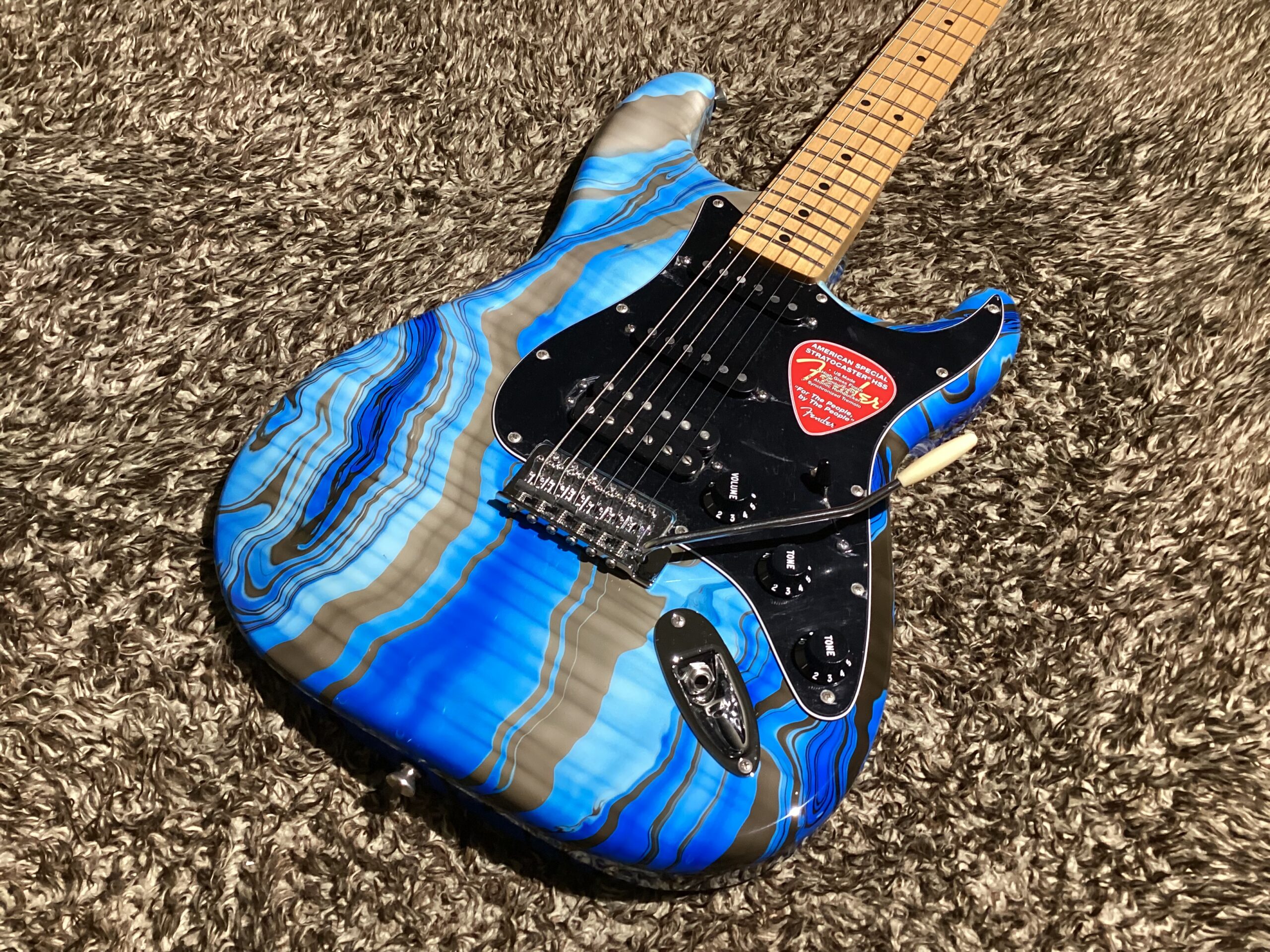 同じ柄は存在しないギター】Fender Mexico Stratocaster Swirl/USED