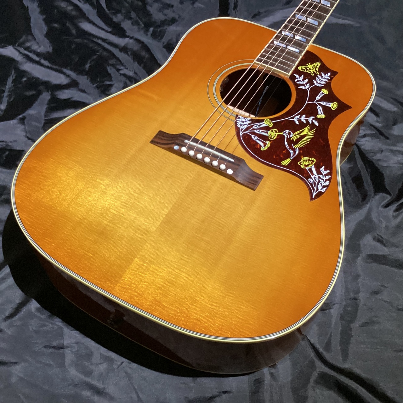 2022年製】Gibson Hummingbird Original Heritage Cherry Sunburst
