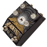 MansonGuitarWorksから初のファズペダルが登場！